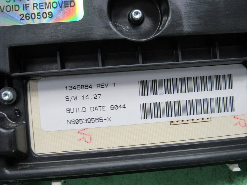 06 COLORADO CANYON INSTRUMENT GAUGE CLUSTER SPEEDOMETER TACH PLUG AND 