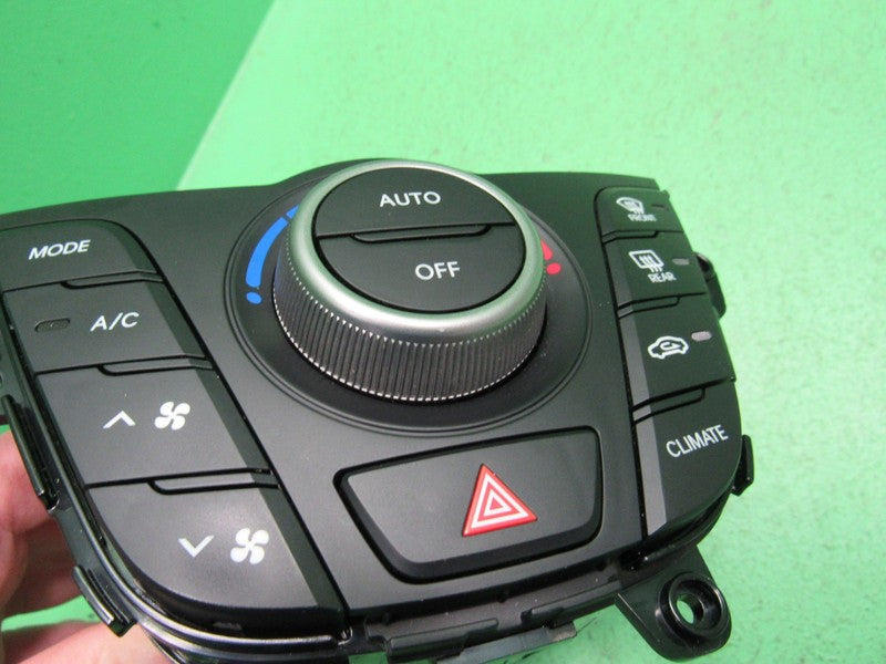 97250-2V520 16-17 VELOSTER AC HEATER CLIMATE TEMPERTURE CONTROL REBUIL