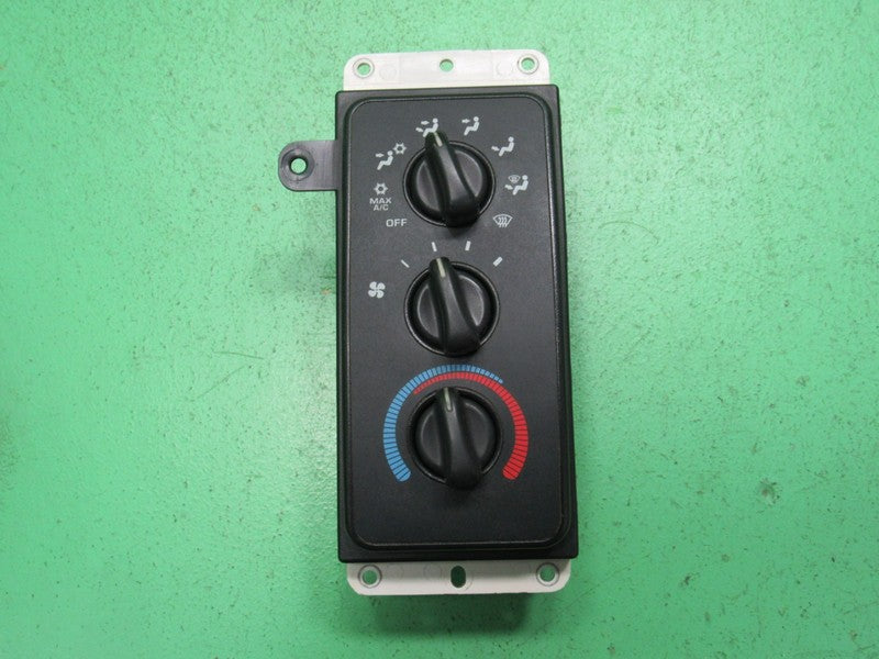 55056700AD 99-02 DODGE RAM A/C AC HEATER MANUAL CLIMATE TEMP CONTROL R