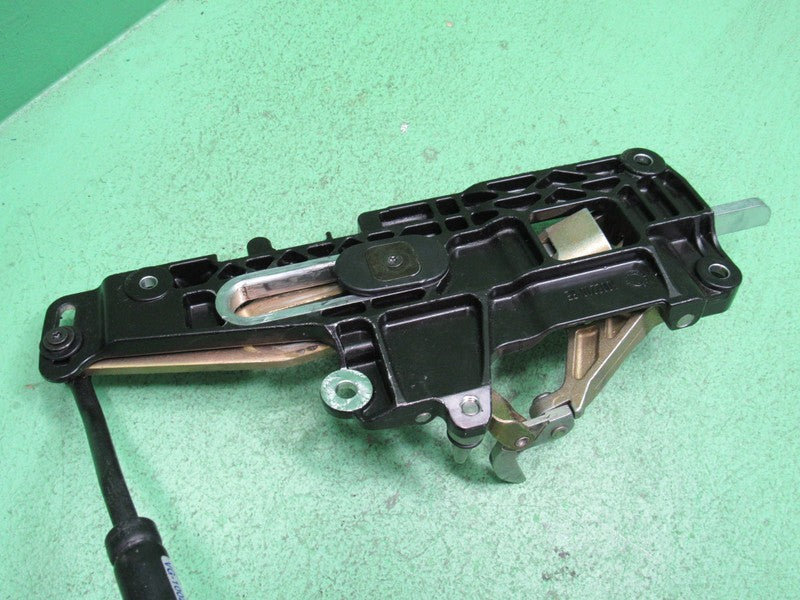 BMW 325Ci 330Ci E46 M3 CONVERTIBLE TOP FRONT LATCH LATCHES LOCK PAIR R