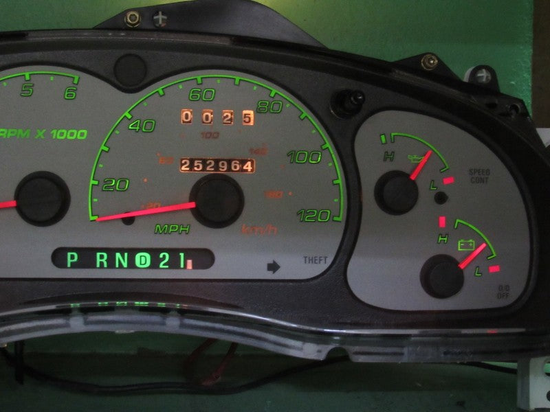 03 RANGER GRAY FACE INSTRUMENT GAUGE CLUSTER SPEEDOMETER TACH 252K REB