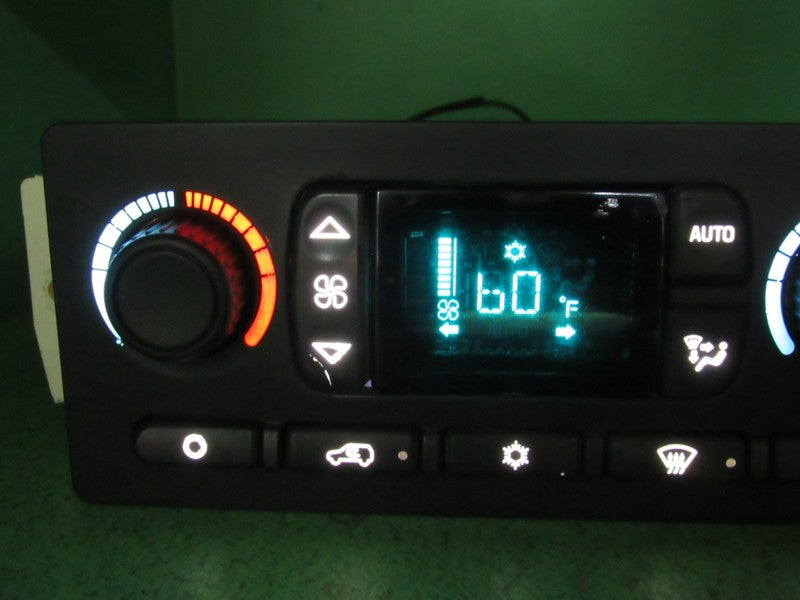 15855848 TAHOE ESCALADE SILVERADO AC DIGITAL CLIMATE TEMP CONTROL LED 