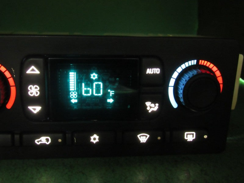 15107730 TAHOE ESCALADE SILVERADO AC DIGITAL CLIMATE TEMP CONTROL LED 