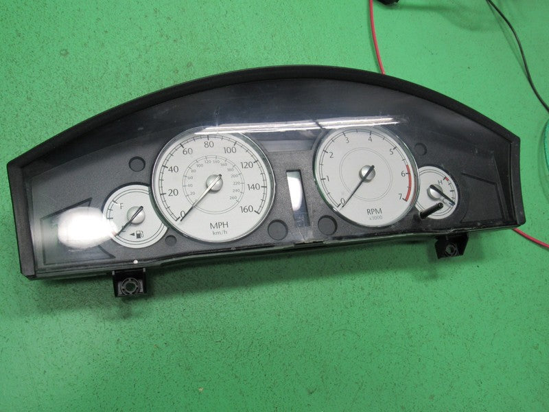 05 CHRYSLER 300C 160MPH INSTRUMENT GAUGE CLUSTER SPEEDO TACH MILEAGE P
