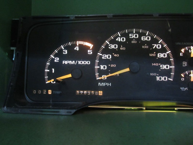 95 C/K TRUCK MT V6 INSTRUMENT GAUGE CLUSTER SPEEDOMETER TACH 176k REBU