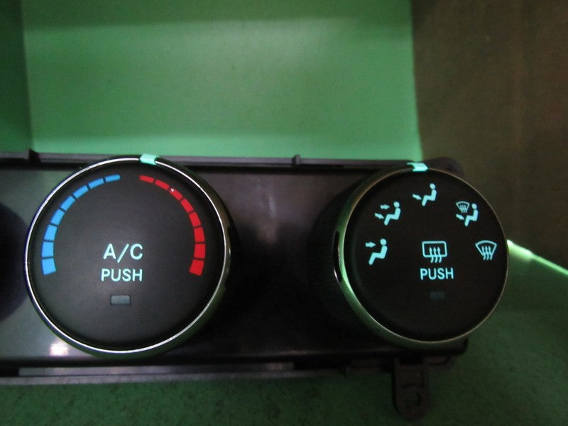 55111952AE 09-10 DODGE CHALLENGER HEATER A/C CLIMATE TEMP CONTROL REBU
