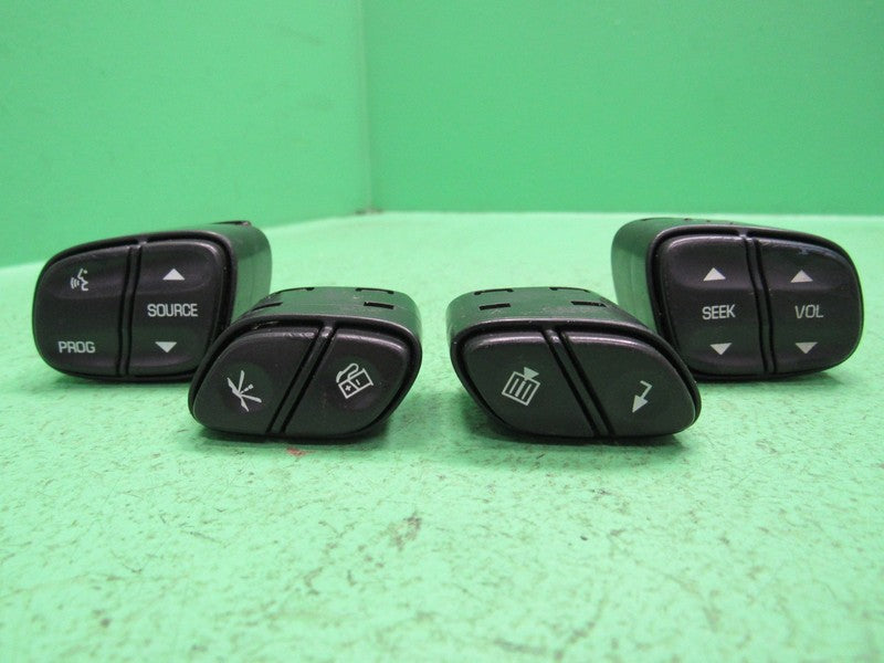 03-07 HUMMER H2 STEERING WHEEL CONTROL BUTTONS CONTROLS WHITE LED 0504