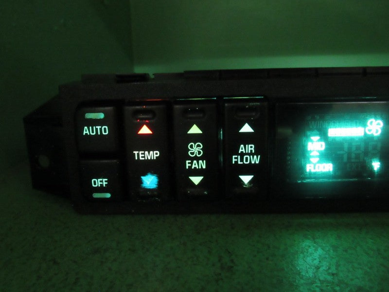 16202304 97-05 BUICK PARK AVE AC DIGITAL CLIMATE TEMPERATURE CONTROL R
