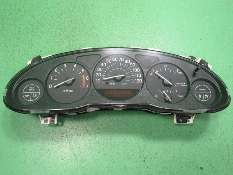99-04 BUICK REGAL INSTRUMENT GAUGE CLUSTER GAUGES SPEEDO TACH MILEAGE 