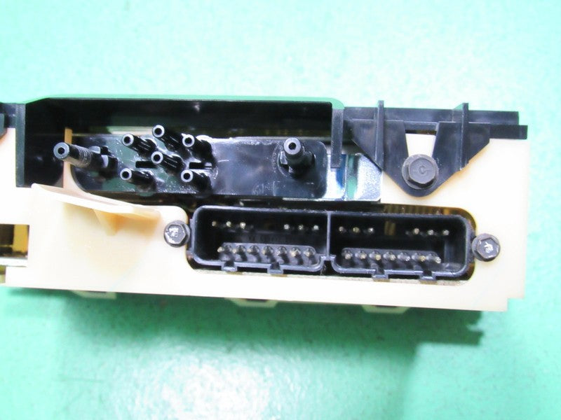99-01 EXPLORER EATC AUTOMATIC CLIMATE HEATER CONTROL XL2H-19C933-AB RE