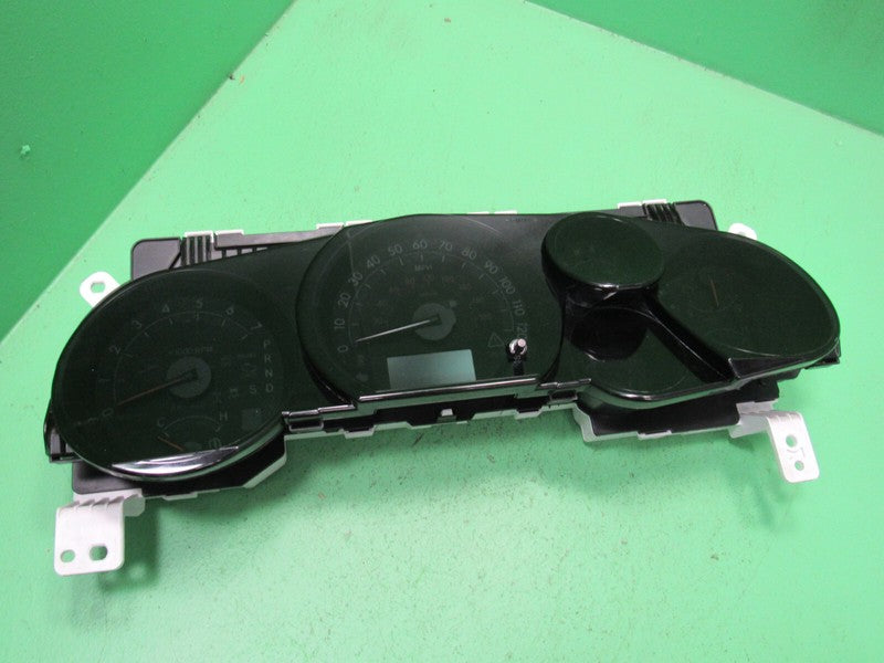 08-09 TUNDRA 5.7L OPTITRON INSTRUMENT GAUGE CLUSTER SPEEDO TACH 272K T