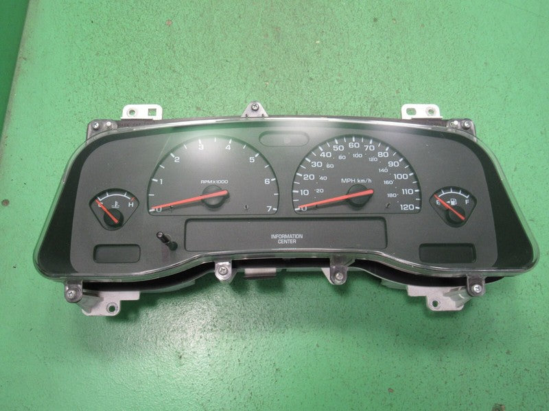 03 DODGE DURANGO MPH INSTRUMENT GAUGE CLUSTER SPEEDO TACH MILEAGE PROG