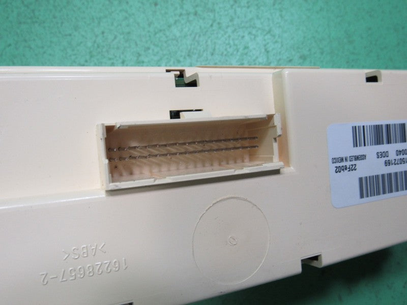 15072169 02 CADILLAC ESCALADE A/C AUTO CLIMATE TEMP CONTROL REBUILT 17
