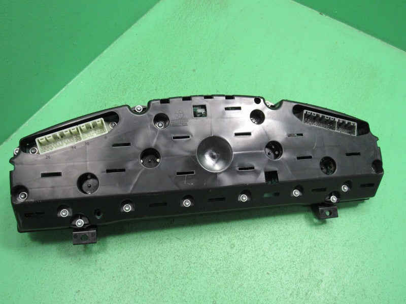 07 CHRYSLER 300C 160MPH INSTRUMENT GAUGE CLUSTER SPEEDO TACH MILEAGE P