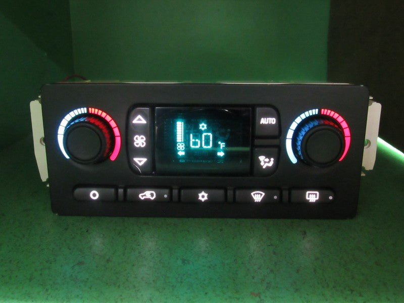 10367041 TAHOE ESCALADE SILVERADO AC DIGITAL CLIMATE TEMP CONTROL LED 