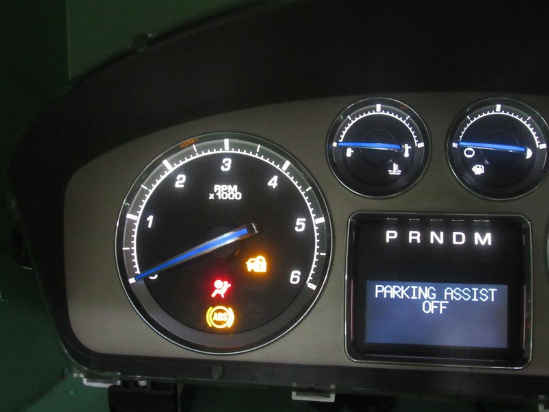 10-11 CADILLAC ESCALADE INSTRUMENT GAUGE CLUSTER SPEEDO MILEAGE PROG R