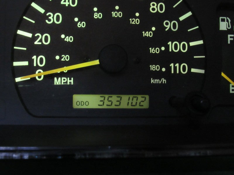 98-00 TOYOTA TACOMA M/T INSTRUMENT GAUGE CLUSTER SPEEDO TACH 353K TEST