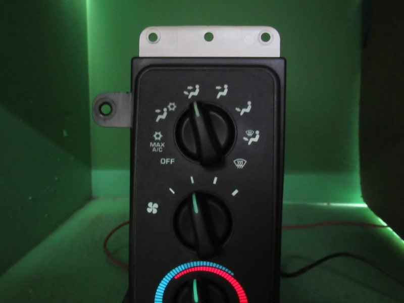 55056700AD 99-02 DODGE RAM A/C AC HEATER MANUAL CLIMATE TEMP CONTROL R
