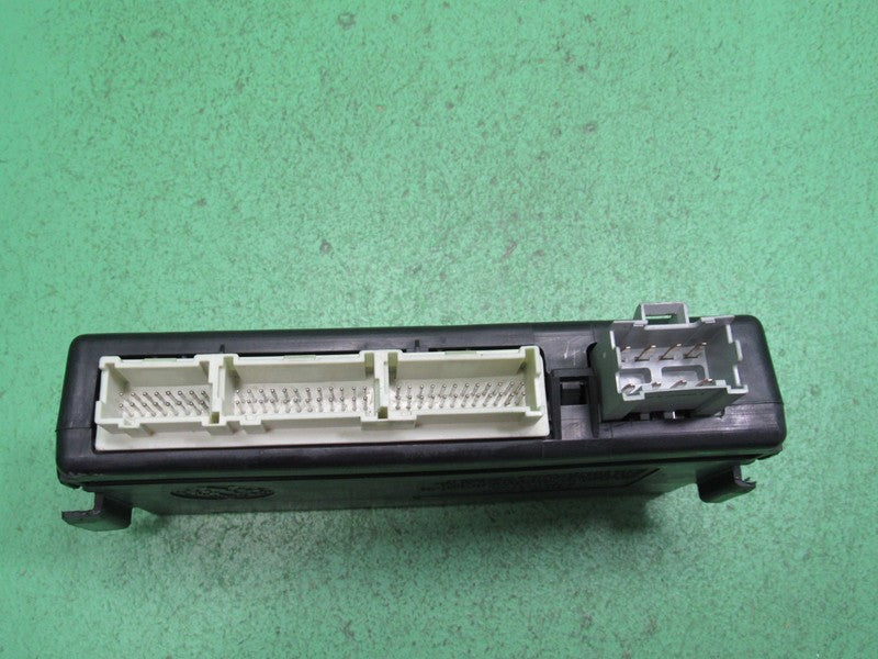22714306 02-03 SATURN VUE BCM BODY CONTROL MODULE TESTED 202K MILES VE