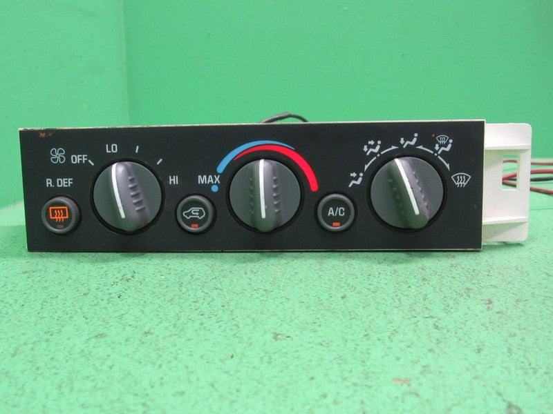 96-00 C/K TAHOE YUKON SUBURBAN AC HEATER CLIMATE TEMPERATURE CONTROL R