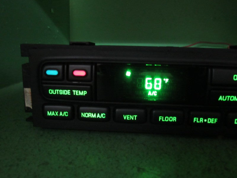 03-11 CROWN VIC EATC AUTOMATIC CLIMATE HEATER CONTROL 3W7H-19C933-AB R