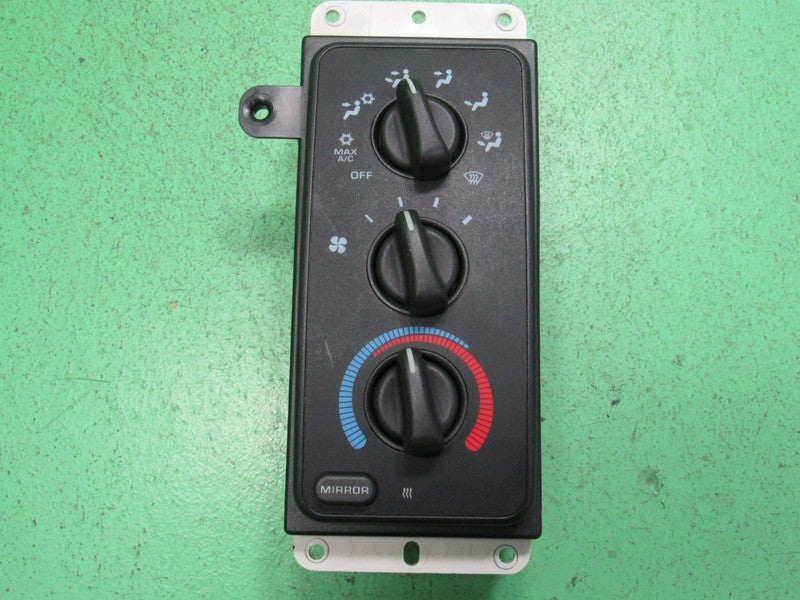 55056702AC 99-02 DODGE RAM A/C AC HEATER MANUAL CLIMATE TEMP CONTROL R