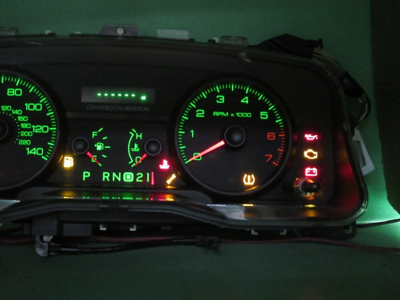 09-11 CROWN VICTORIA P71 INSTRUMENT GAUGE CLUSTER SPEEDO TACH MILEAGE 