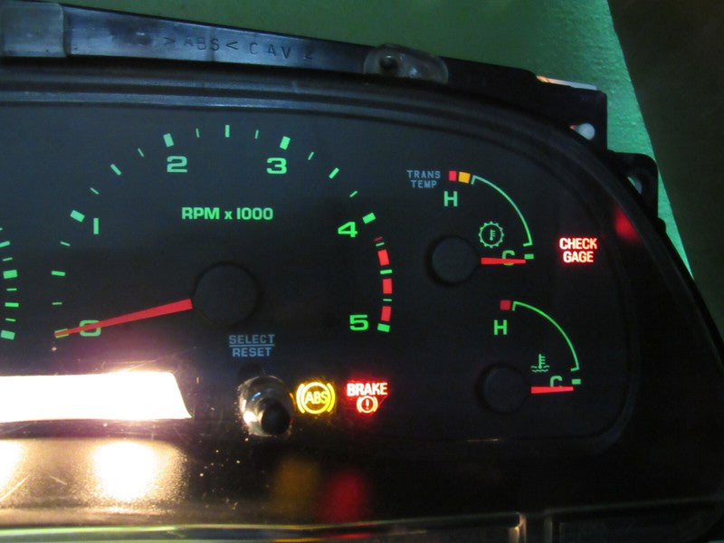 04 F250 F350 DIESEL INSTRUMENT GAUGE CLUSTER GAUGES SPEEDO TACH 85K TE