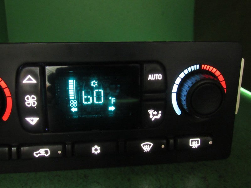 15137655 TAHOE ESCALADE SILVERADO AC DIGITAL CLIMATE TEMP CONTROL LED 