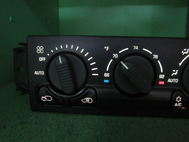 15060162 00-02 TAHOE SILVERADO YUKON A/C AUTO CLIMATE TEMP CONTROL REB