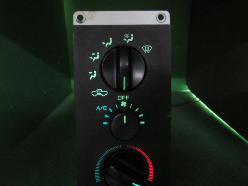 55035597 94-97 DODGE RAM A/C AC HEATER MANUAL CLIMATE TEMP CONTROL REB