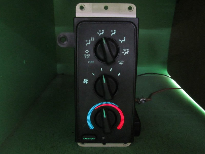 55056702AD 99-02 DODGE RAM A/C AC HEATER MANUAL CLIMATE TEMP CONTROL R