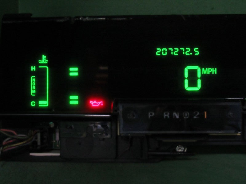 05 CROWN VIC GRAND MARQUIS DIGITAL INSTRUMENT GAUGE CLUSTER SPEEDO 207