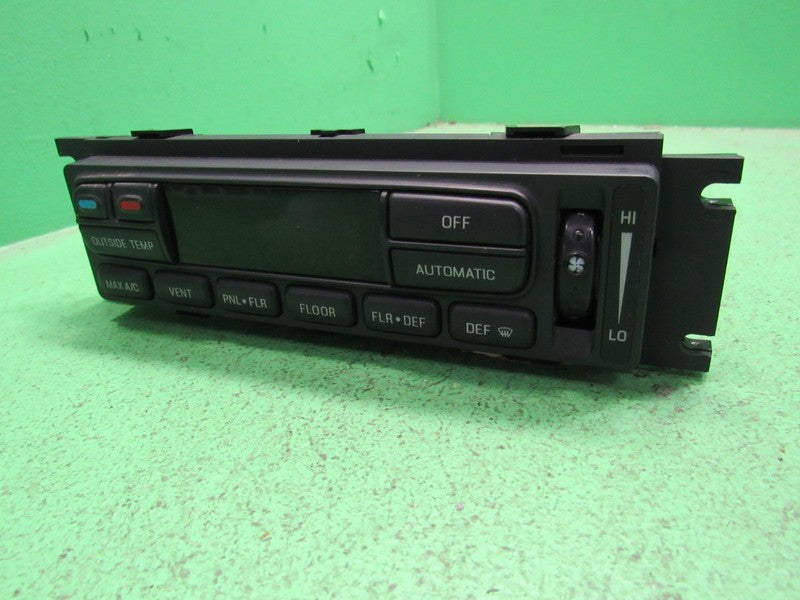 02-04 FORD F-150 EATC AUTOMATIC CLIMATE HEATER CONTROL 2L3H-19C933-AA 