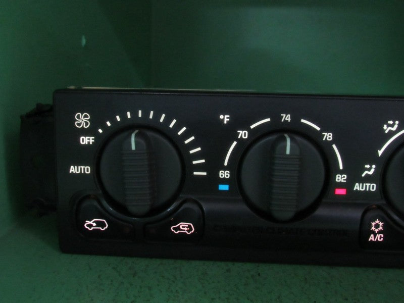 15060162 00-02 TAHOE SILVERADO YUKON A/C AUTO CLIMATE TEMP CONTROL REB