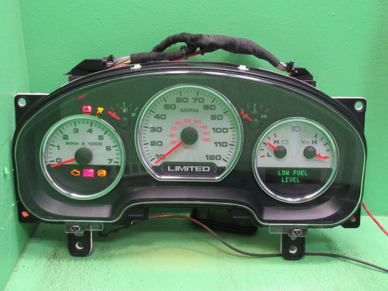 08 F150 LIMITED INSTRUMENT GAUGE CLUSTER GAUGES SPEEDO TACH MILEAGE PR