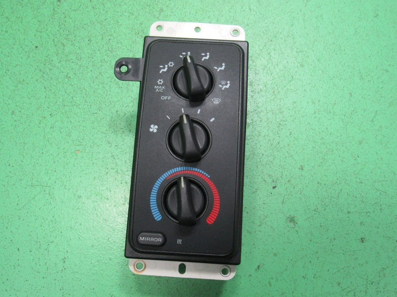 55056702AD 99-02 DODGE RAM A/C AC HEATER MANUAL CLIMATE TEMP CONTROL R