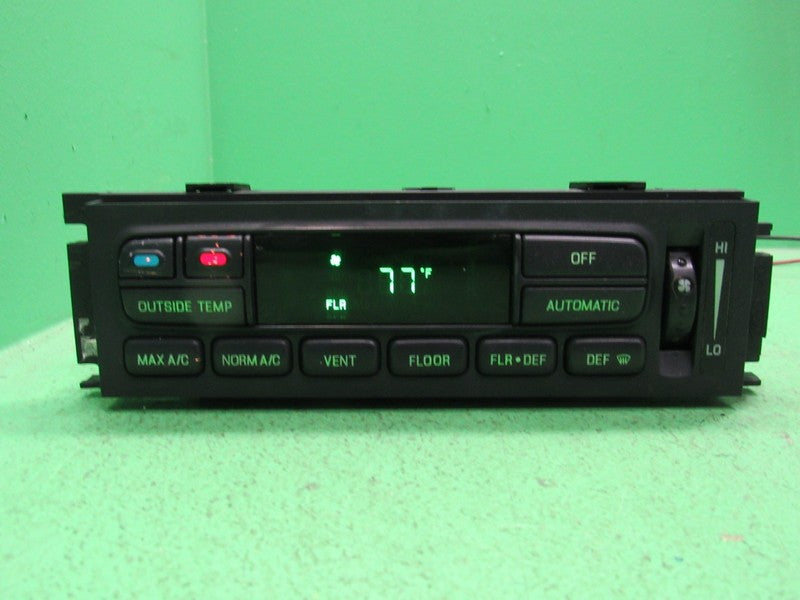 98-00 CROWN VIC EATC AUTOMATIC CLIMATE HEATER CONTROL F8AH-19C933-AE R