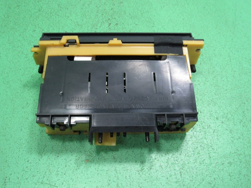 96-97 TOWN CAR EATC AUTOMATIC CLIMATE HEATER CONTROL F6VH-19C933-AB RE