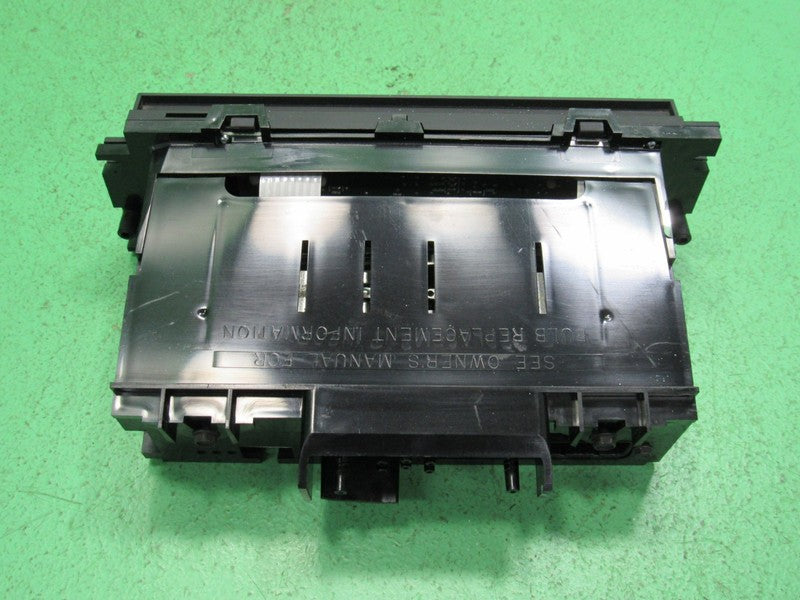 03-11 CROWN VIC EATC AUTOMATIC CLIMATE HEATER CONTROL 6W7H-19C933-AA R