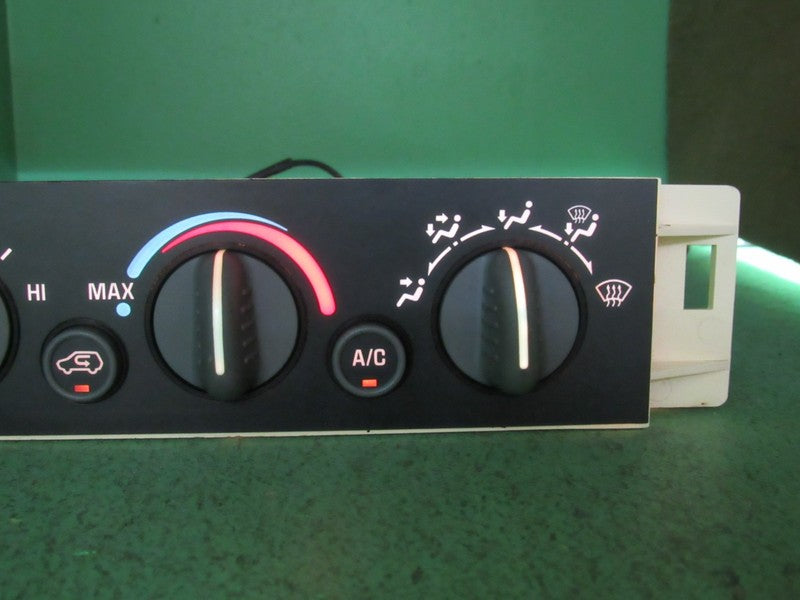 96-00 C/K TAHOE YUKON SUBURBAN AC HEATER CLIMATE TEMPERATURE CONTROL R