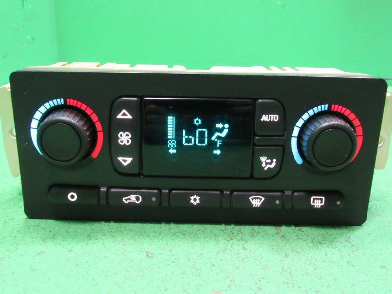 15107730 TAHOE ESCALADE SILVERADO AC DIGITAL CLIMATE TEMP CONTROL LED 