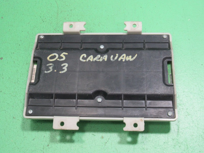 05 CARAVAN TOWN & COUNTRY BCM BODY CONTROL MODULE 05082500AD PROG TEST