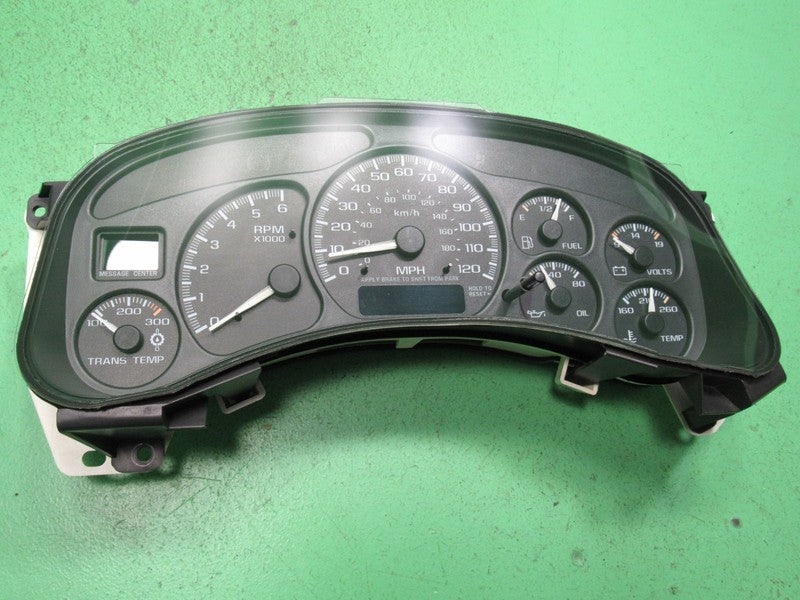 01-02 YUKON SIERRA DENALI INSTRUMENT GAUGE CLUSTER SPEEDO TACH MILEAGE