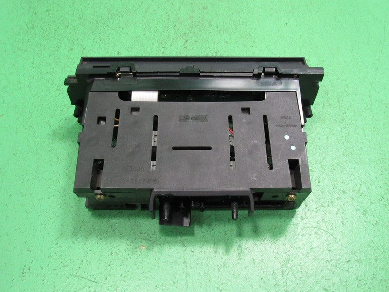 01-02 CROWN VIC EATC AUTOMATIC CLIMATE HEATER CONTROL 1W7H-19C933-AA R