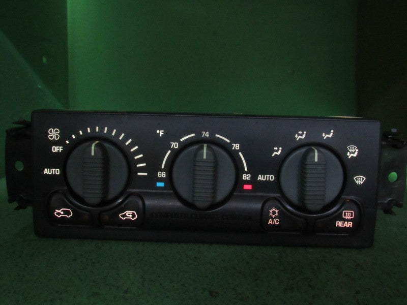 09351285 98 S10 BLAZER ENVOY A/C AUTO CLIMATE TEMPERATURE CONTROL REBU