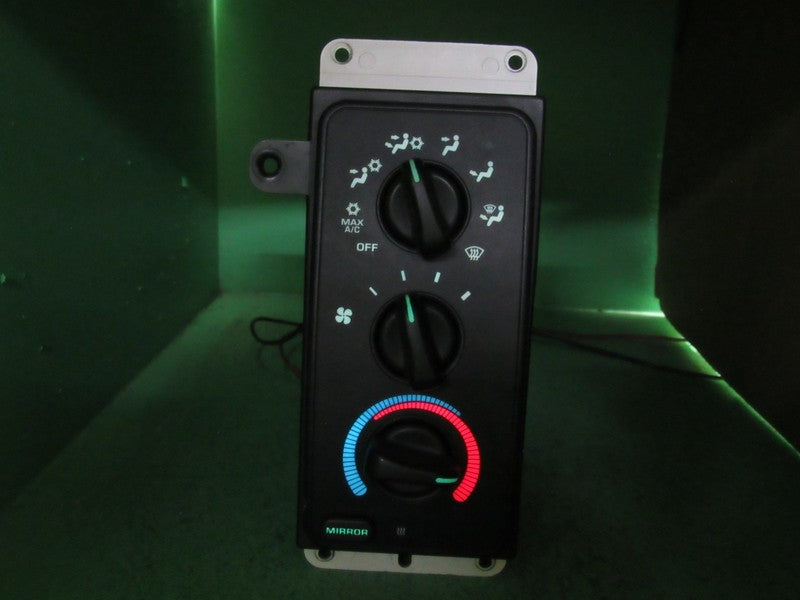55055654AB 98 DODGE RAM A/C AC HEATER MANUAL CLIMATE TEMP CONTROL REBU