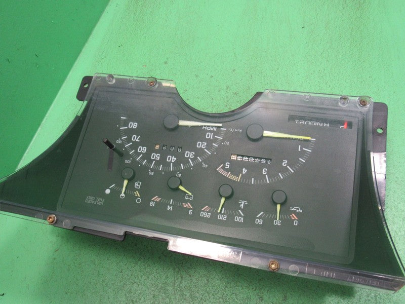 92-93 C/K TRUCK SUBURBAN INSTRUMENT GAUGE CLUSTER SPEEDO TACH 157K REB