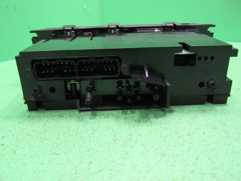 03-11 CROWN VIC EATC AUTOMATIC CLIMATE HEATER CONTROL 6W7H-19C933-AA R