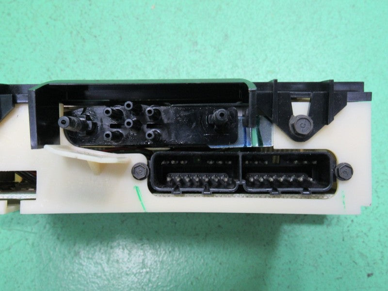 99-01 EXPLORER EATC AUTOMATIC CLIMATE HEATER CONTROL XL2H-19C933-AA RE